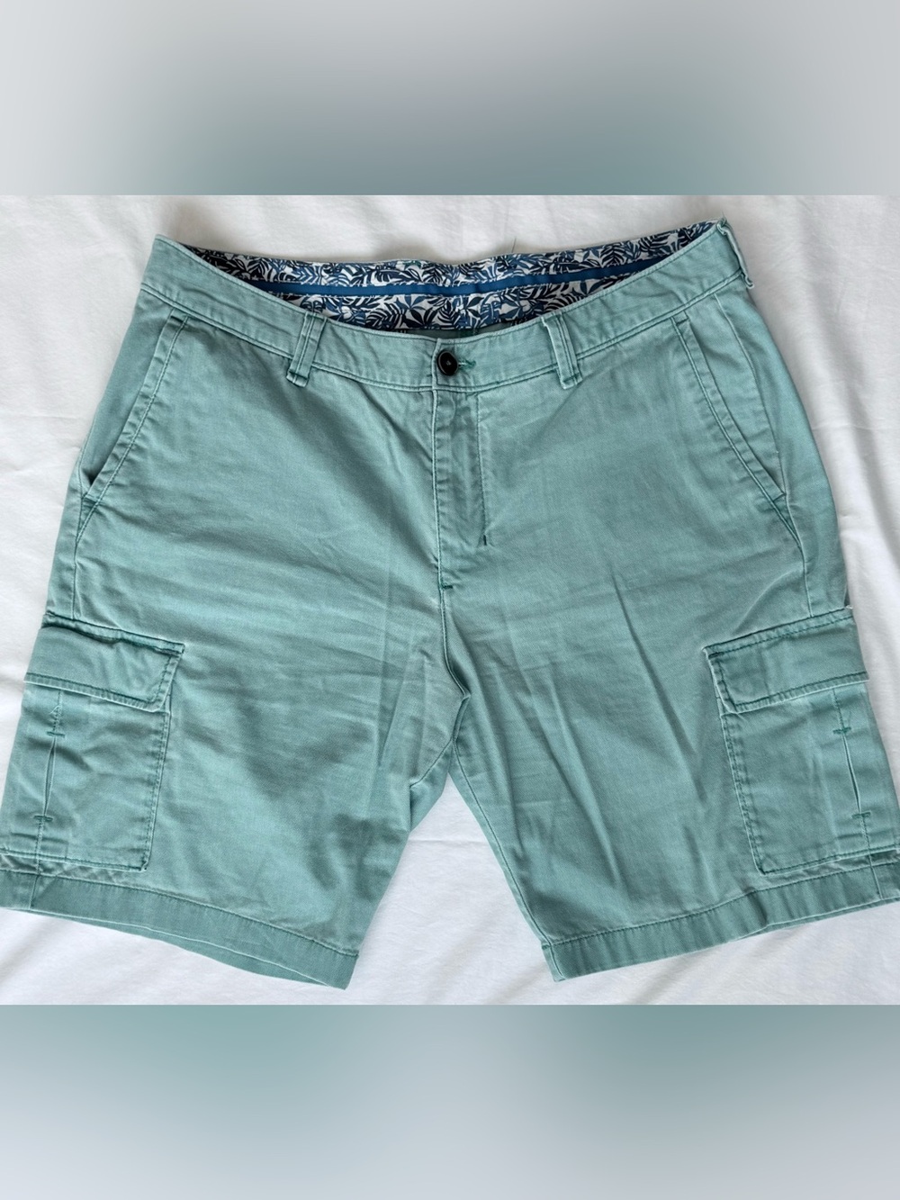 Tommy Bahama Seafoam Cargo Shorts